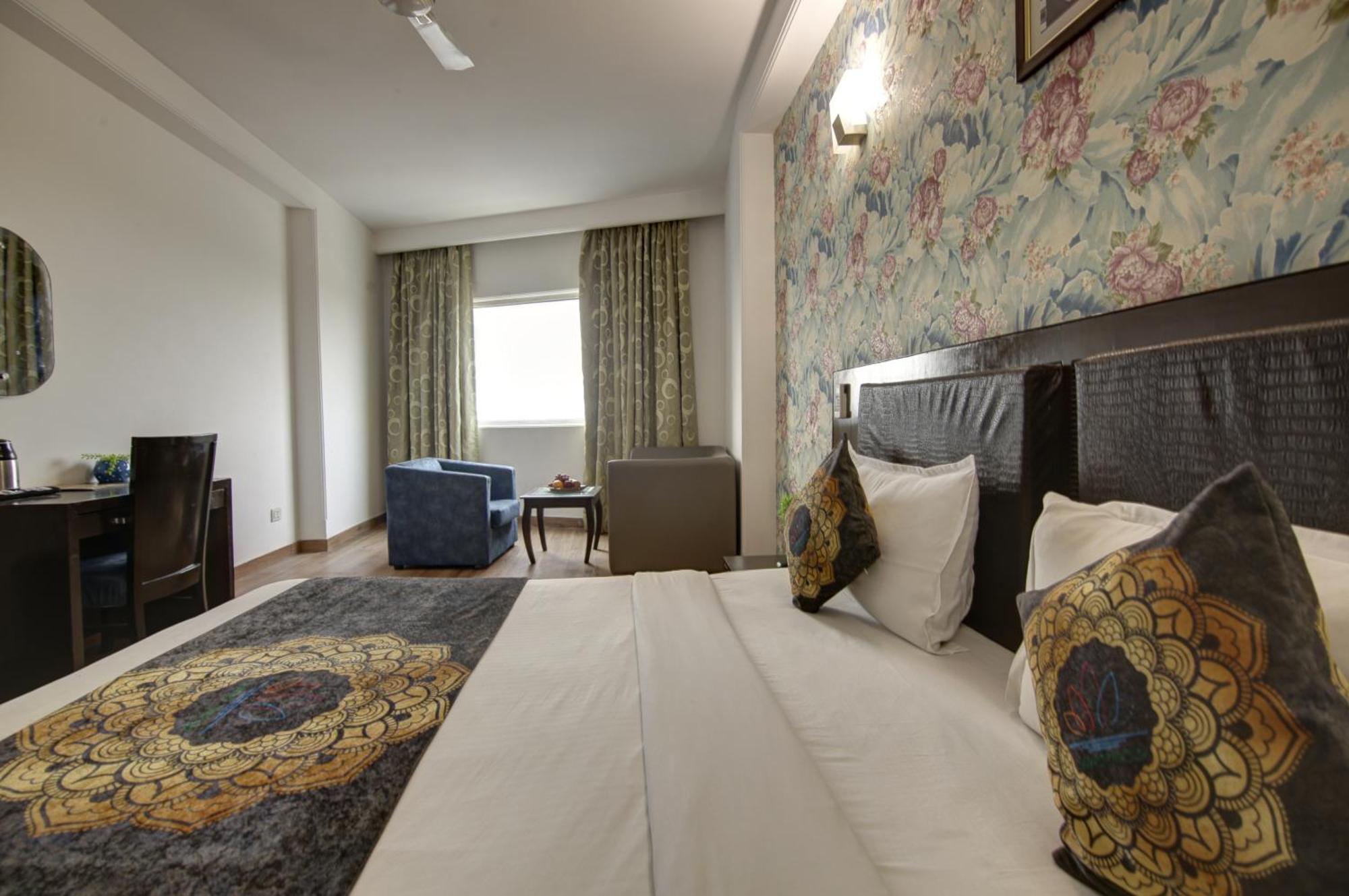 Hotel Venus Plaza ニューデリー エクステリア 写真