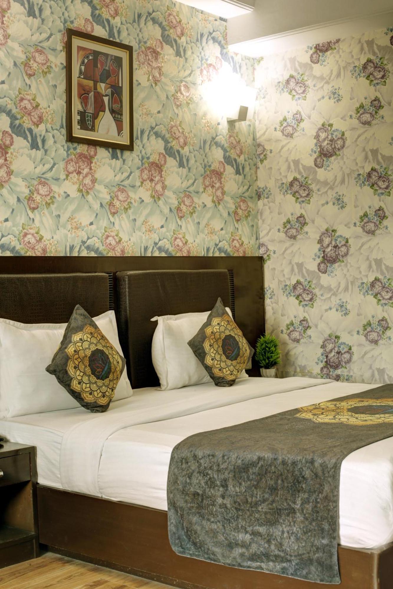 Hotel Venus Plaza ニューデリー エクステリア 写真